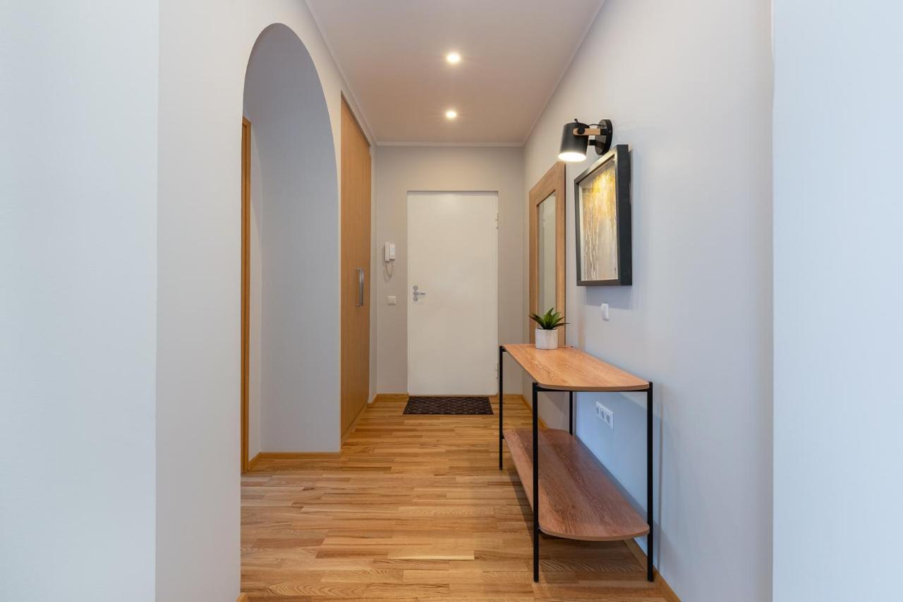 טרטו Old Town Luxury Penthouse Apartment With Emajogi View מראה חיצוני תמונה