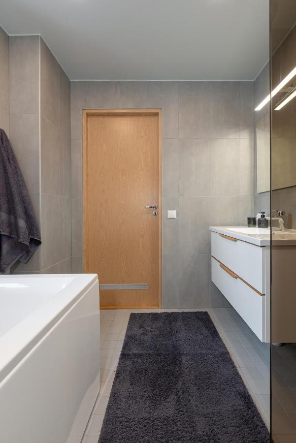 טרטו Old Town Luxury Penthouse Apartment With Emajogi View מראה חיצוני תמונה